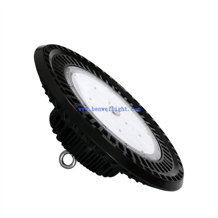 Some Of The Notable Benefits Of UFO Highbay Lights