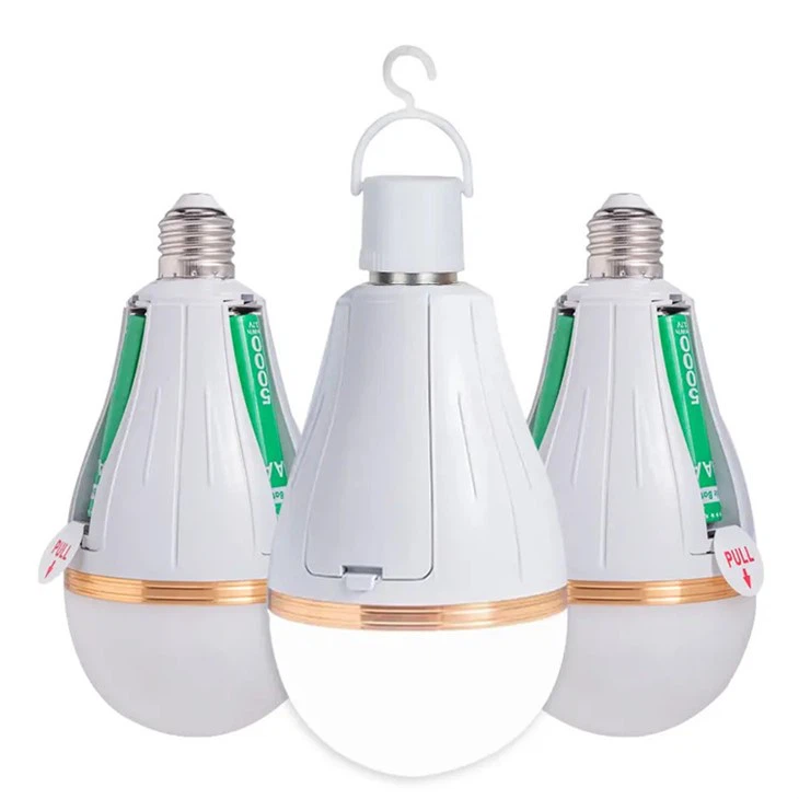 Led spuldzes gaismas ar akumulatoru baterijām