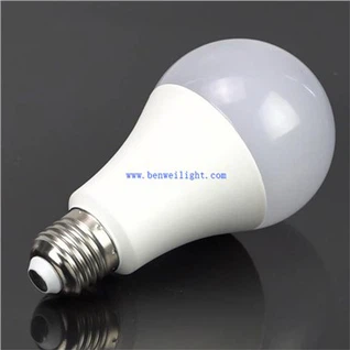 60 w aptumšojama LED spuldze