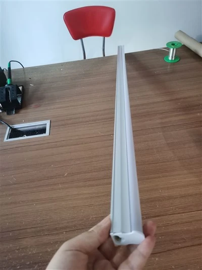 T5 integrēta LED lampiņa